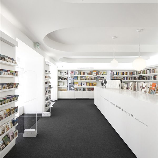 Espacios de lectura con muy buena arquitectura